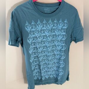 Fossil T-Shirt novelty boho print made in USA size Large?